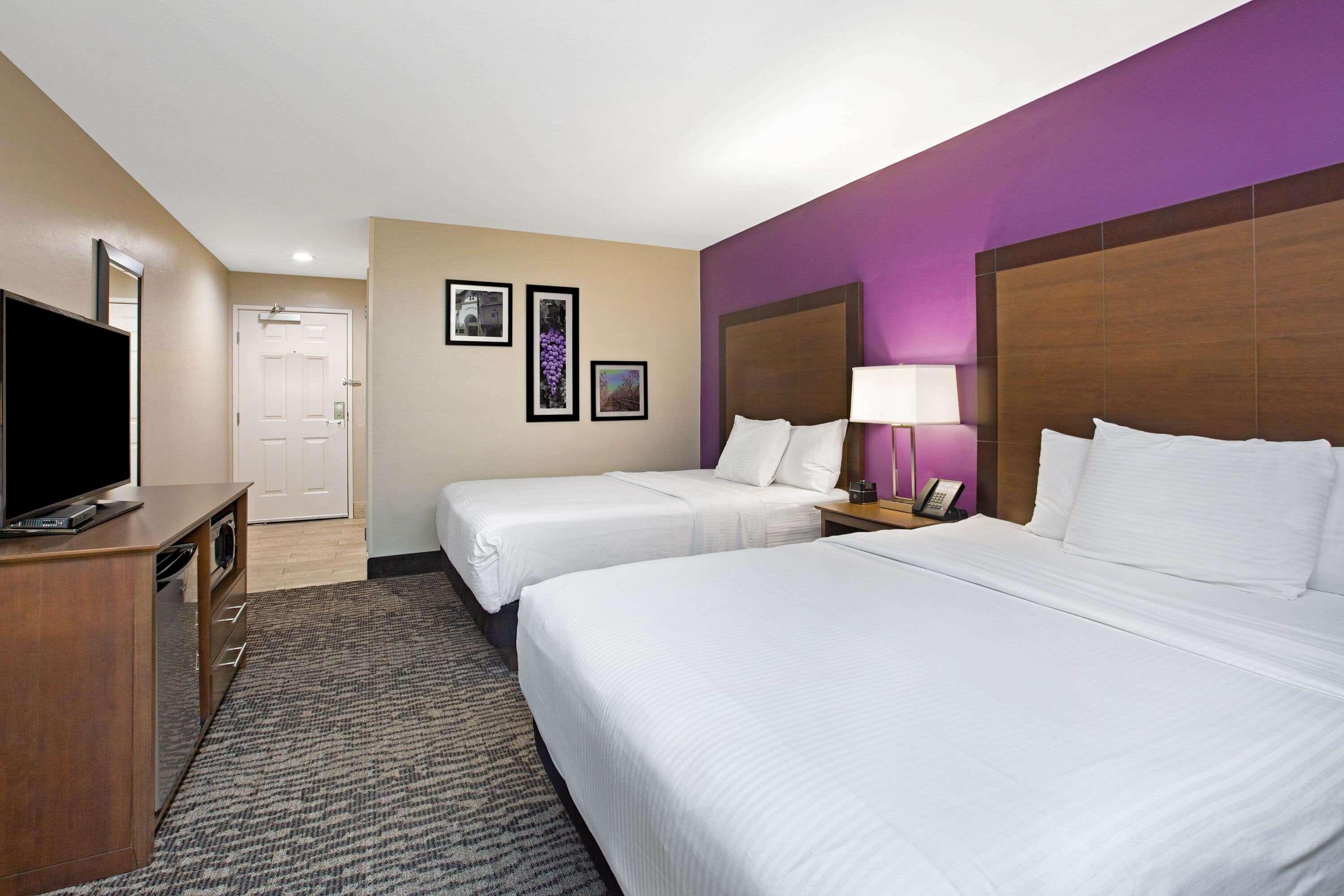 מלון La Quinta By Wyndham Visalia/Sequoia Gateway מראה חיצוני תמונה