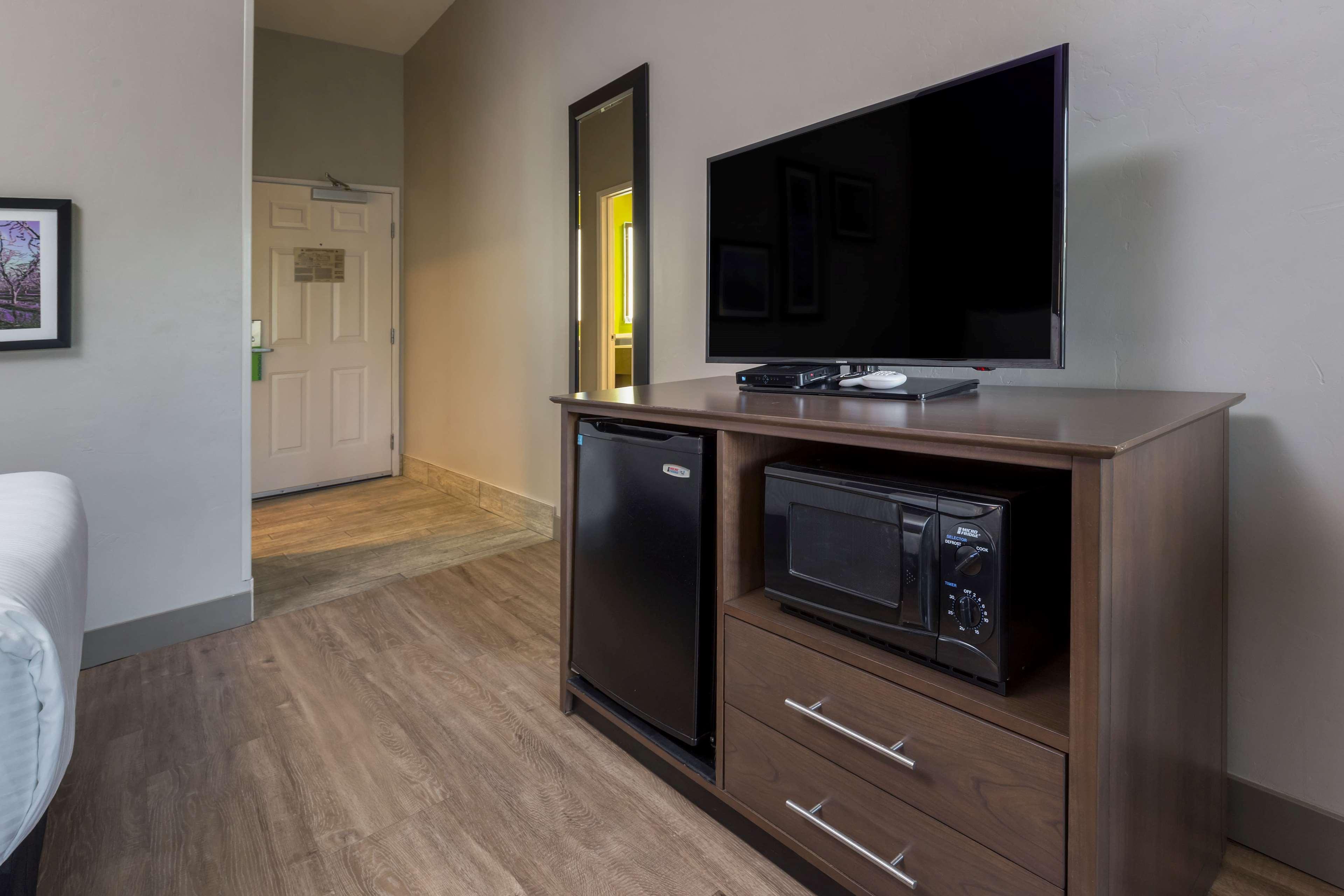 מלון La Quinta By Wyndham Visalia/Sequoia Gateway מראה חיצוני תמונה