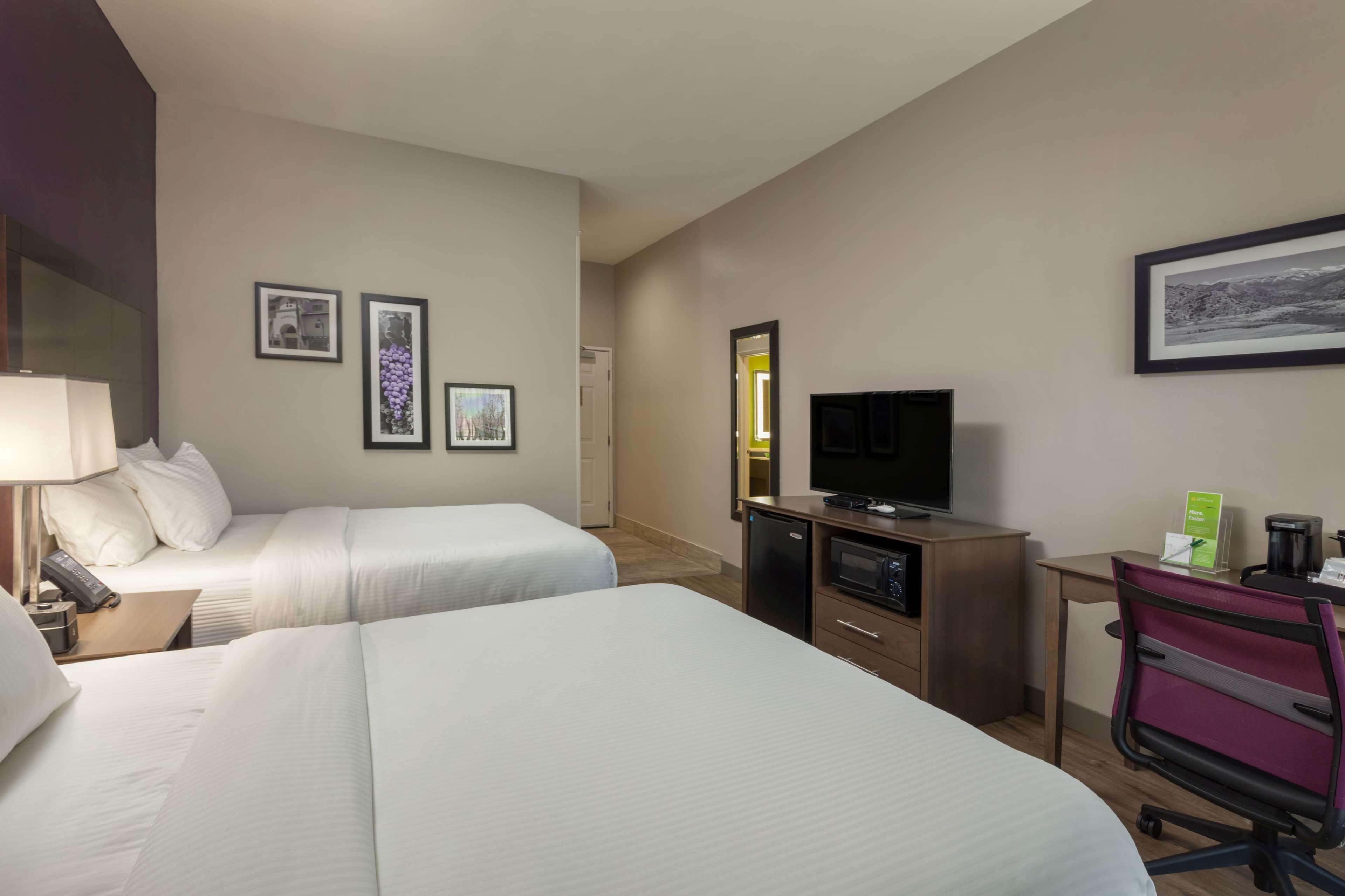 מלון La Quinta By Wyndham Visalia/Sequoia Gateway מראה חיצוני תמונה