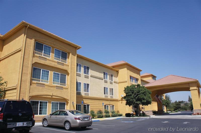 מלון La Quinta By Wyndham Visalia/Sequoia Gateway מראה חיצוני תמונה
